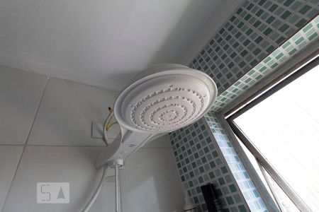 Apartamento para alugar com 56m², 2 quartos e sem vaga Apartamento para alugar com 56m², 2 quartos e sem vagaChuveiro