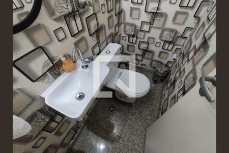 Lavabo de casa à venda com 3 quartos, 122m² em Vila Brasílio Machado, São Paulo