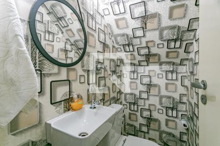 Lavabo de casa de condomínio à venda com 3 quartos, 122m² em Vila Brasílio Machado, São Paulo