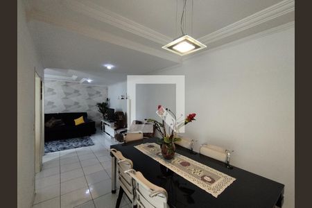 Sala de casa à venda com 3 quartos, 122m² em Vila Brasílio Machado, São Paulo