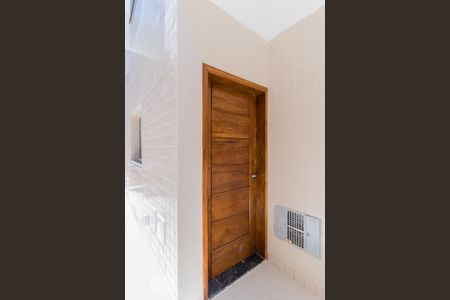 Apartamento para alugar com 42m², 2 quartos e sem vaga Apartamento para alugar com 42m², 2 quartos e sem vagaFrente
