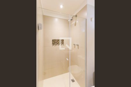 Apartamento à venda com 69m², 3 quartos e 2 vagasBanheiro Social