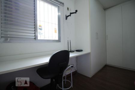 Casa à venda com 3 quartos, 173m² em Vila Nair, São Paulo