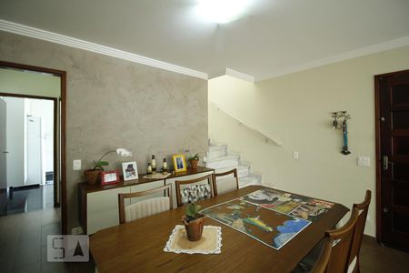 Casa à venda com 3 quartos, 173m² em Vila Nair, São Paulo