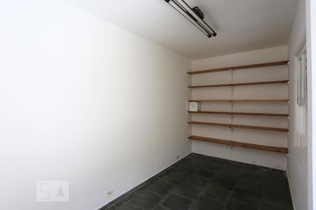 Casa à venda com 182m², 3 quartos e 2 vagasQuarto de Serviço