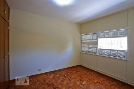 Casa à venda com 182m², 3 quartos e 2 vagasQuarto 2