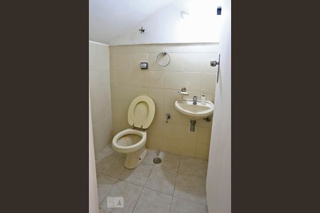 Casa à venda com 182m², 3 quartos e 2 vagasLavabo