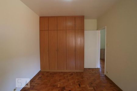 Casa à venda com 182m², 3 quartos e 2 vagasSuíte