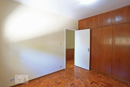 Casa à venda com 182m², 3 quartos e 2 vagasQuarto 2