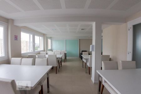 Apartamento para alugar com 68m², 2 quartos e 1 vaga Apartamento para alugar com 68m², 2 quartos e 1 vagaÁrea comum - Salão de festas