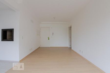 Sala de apartamento para alugar com 2 quartos, 68m² em Passo da Areia, Porto Alegre