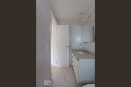 Apartamento para alugar com 68m², 2 quartos e 1 vaga Apartamento para alugar com 68m², 2 quartos e 1 vagaBanheiro da Suíte