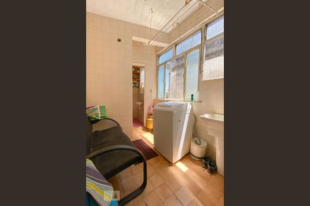 Apartamento para alugar com 70m², 2 quartos e 1 vagaÁrea de Serviço