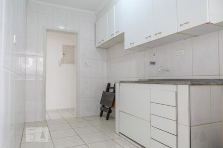 Cozinha de apartamento para alugar com 1 quarto, 60m² em Aparecida, Santos