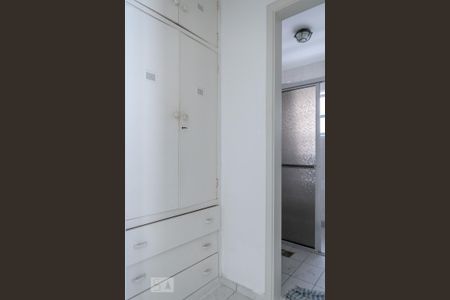 Apartamento para alugar com 60m², 1 quarto e 1 vagaArmário
