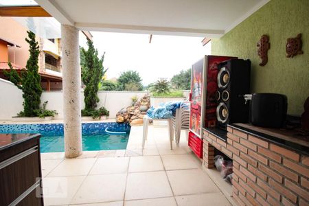 Casa à venda com 390m², 3 quartos e 4 vagas