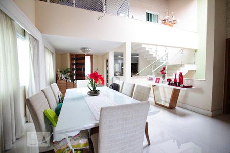 Casa à venda com 3 quartos, 390m² em Jardim Guapira, São Paulo