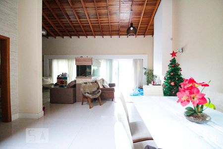 Casa à venda com 3 quartos, 390m² em Jardim Guapira, São Paulo