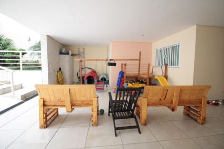 Casa à venda com 390m², 3 quartos e 4 vagas