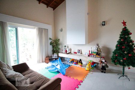 Casa à venda com 3 quartos, 390m² em Jardim Guapira, São Paulo