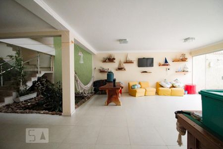 Casa à venda com 390m², 3 quartos e 4 vagas