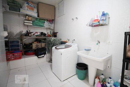 Casa à venda com 390m², 3 quartos e 4 vagas