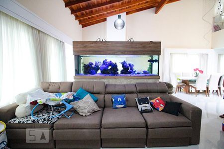 Casa à venda com 390m², 3 quartos e 4 vagas