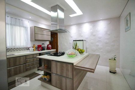 Casa à venda com 390m², 3 quartos e 4 vagas