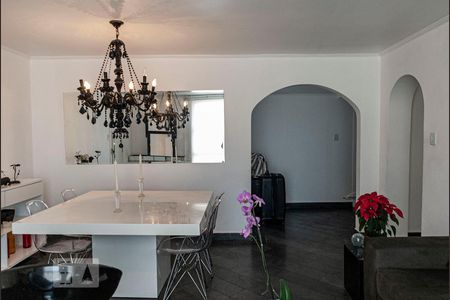 Apartamento para alugar com 98m², 2 quartos e 1 vagaSala