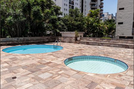 Apartamento para alugar com 98m², 2 quartos e 1 vagaÁrea Comum do prédio