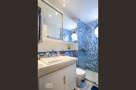 Apartamento para alugar com 56m², 2 quartos e 2 vagas Apartamento para alugar com 56m², 2 quartos e 2 vagasBanheiro