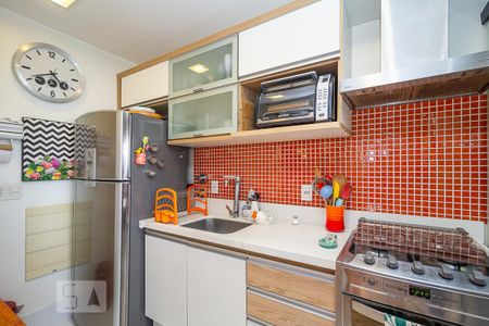 Apartamento para alugar com 56m², 2 quartos e 2 vagas Apartamento para alugar com 56m², 2 quartos e 2 vagasCozinha
