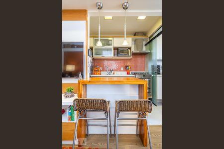 Apartamento para alugar com 56m², 2 quartos e 2 vagas Apartamento para alugar com 56m², 2 quartos e 2 vagasCozinha