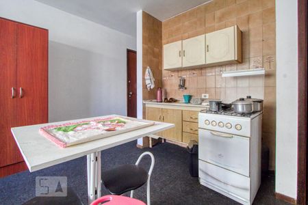 Studio para alugar com 30m², 1 quarto e sem vaga Studio para alugar com 30m², 1 quarto e sem vagaCozinha