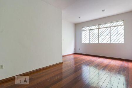 Apartamento para alugar com 143m², 3 quartos e 1 vagaSala