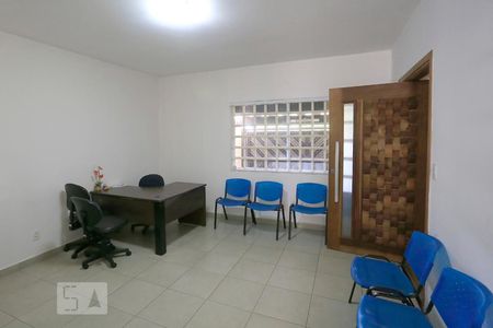 Sala de casa à venda com 3 quartos, 145m² em Jardim Aeroporto, São Paulo