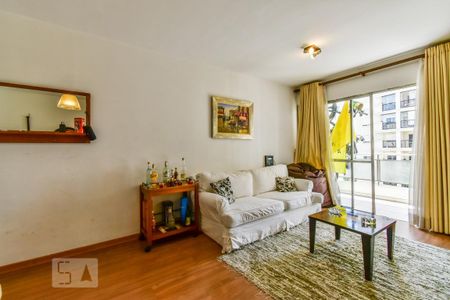 Sala de apartamento para alugar com 2 quartos, 71m² em Vila Madalena, São Paulo