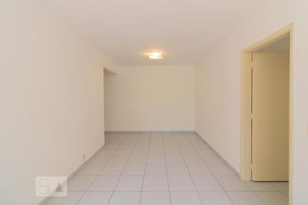 Apartamento para alugar com 80m², 2 quartos e 1 vagaSala