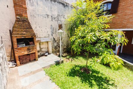 Casa à venda com 554m², 8 quartos e sem vagaQuintal