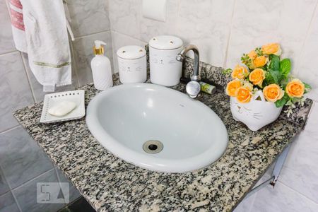 Casa à venda com 554m², 8 quartos e sem vagaCasa 05 - Banheiro 01 Pia