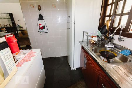 Casa à venda com 554m², 8 quartos e sem vagaCasa 05 - Cozinha