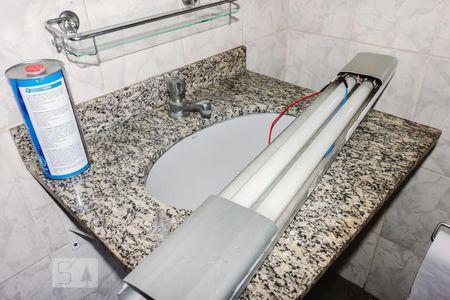 Casa à venda com 554m², 8 quartos e sem vagaCasa 03 - Banheiro Pia