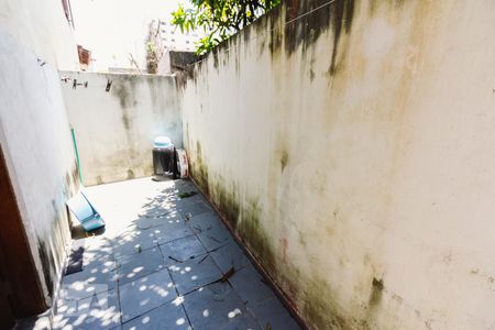 Casa à venda com 554m², 8 quartos e sem vagaCasa 05 - Quintal