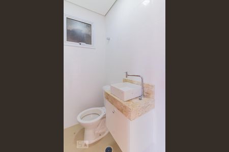Lavabo de casa de condomínio para alugar com 3 quartos, 248m² em Parque Renato Maia, Guarulhos