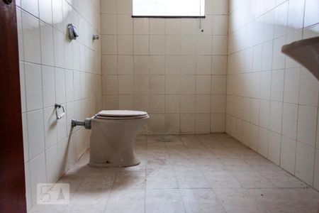 Casa à venda com 620m², 6 quartos e 6 vagasBanheiro de Serviço
