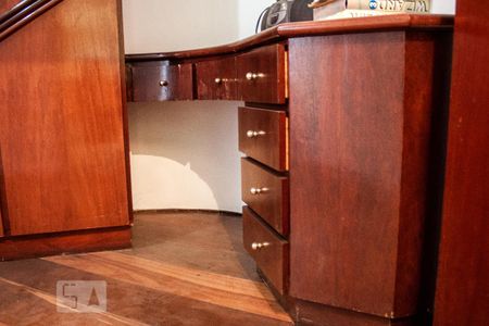 Casa à venda com 620m², 6 quartos e 6 vagasQuarto 4