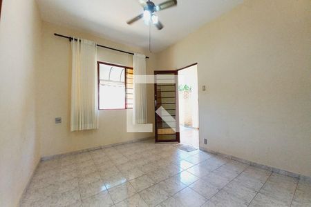 Sala de casa para alugar com 4 quartos, 200m² em Vila Ipê, Campinas
