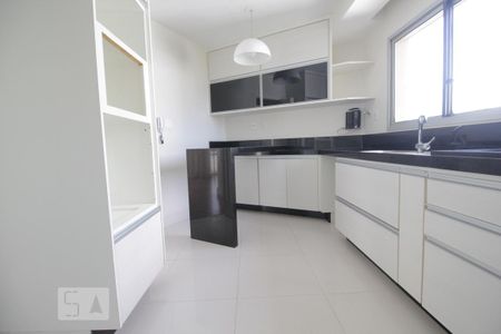 Apartamento à venda com 112m², 2 quartos e 2 vagasCozinha