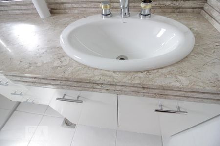 Apartamento à venda com 112m², 2 quartos e 2 vagasPia