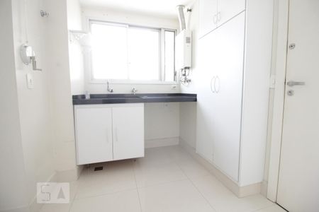 Apartamento à venda com 112m², 2 quartos e 2 vagasÁrea de Serviço
